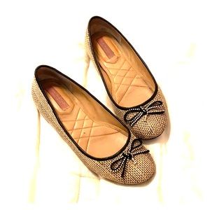 Isaac Mizrahi Woven Bow Front Flats